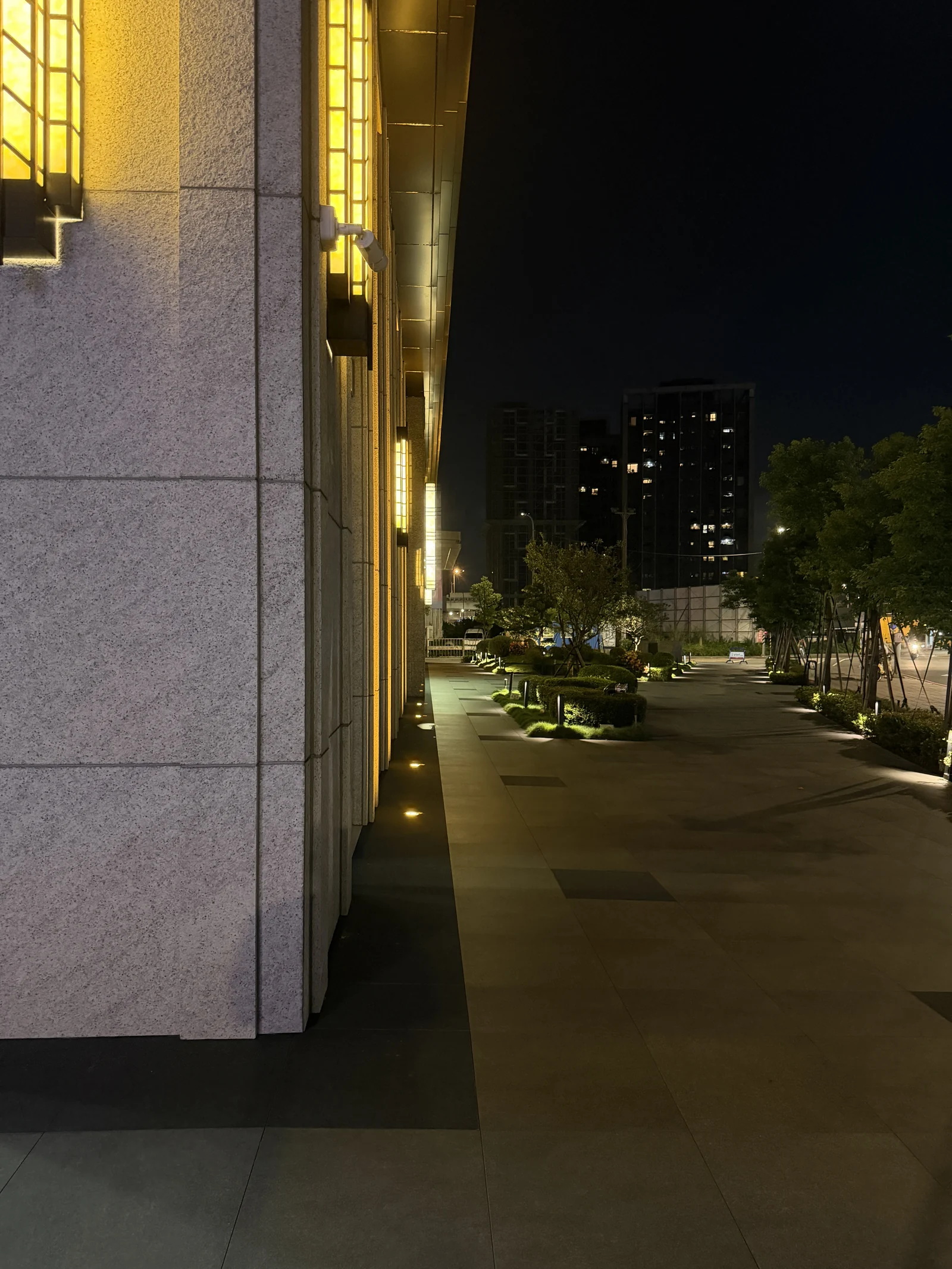 An evening view beside the entrance toward the street